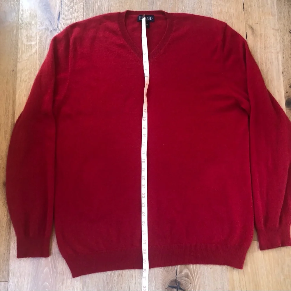 Men’s Red Cashmere Sweater size L price firm!